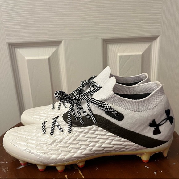 Under Armour Clone Blur MC Football Cleats Men’s Size 8 3023189-100 RARE - Picture 3 of 11